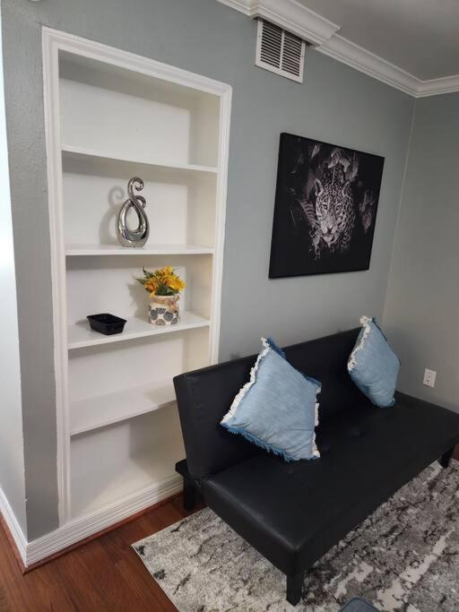 Blue Shark *E4* @ Midtown Comfortable 1Br King Apartment Houston Extérieur photo